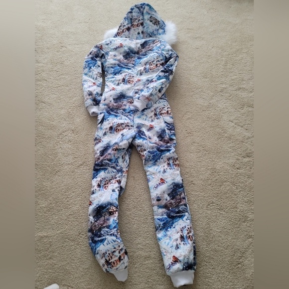 NWT Beautiful Winter Snowsuit - Picture 7 of 15